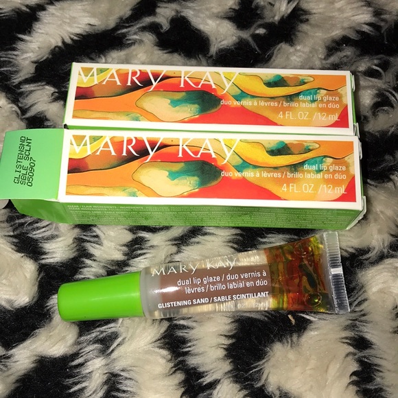 Art of Nature lip eye or nail pick two & clutch 🔥 - Picture 8 of 8